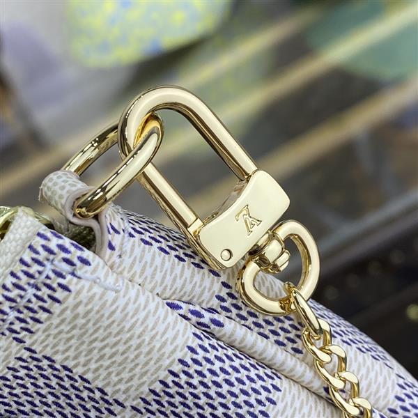 2026124142624254 580